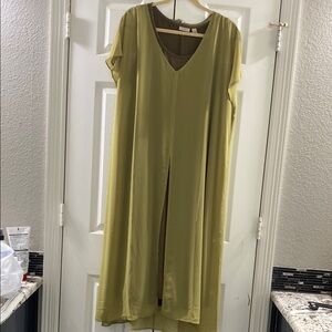 LOGO by Lori Goldstein Green Chiffon Overlay V-Neck Maxi Dress, NWOT